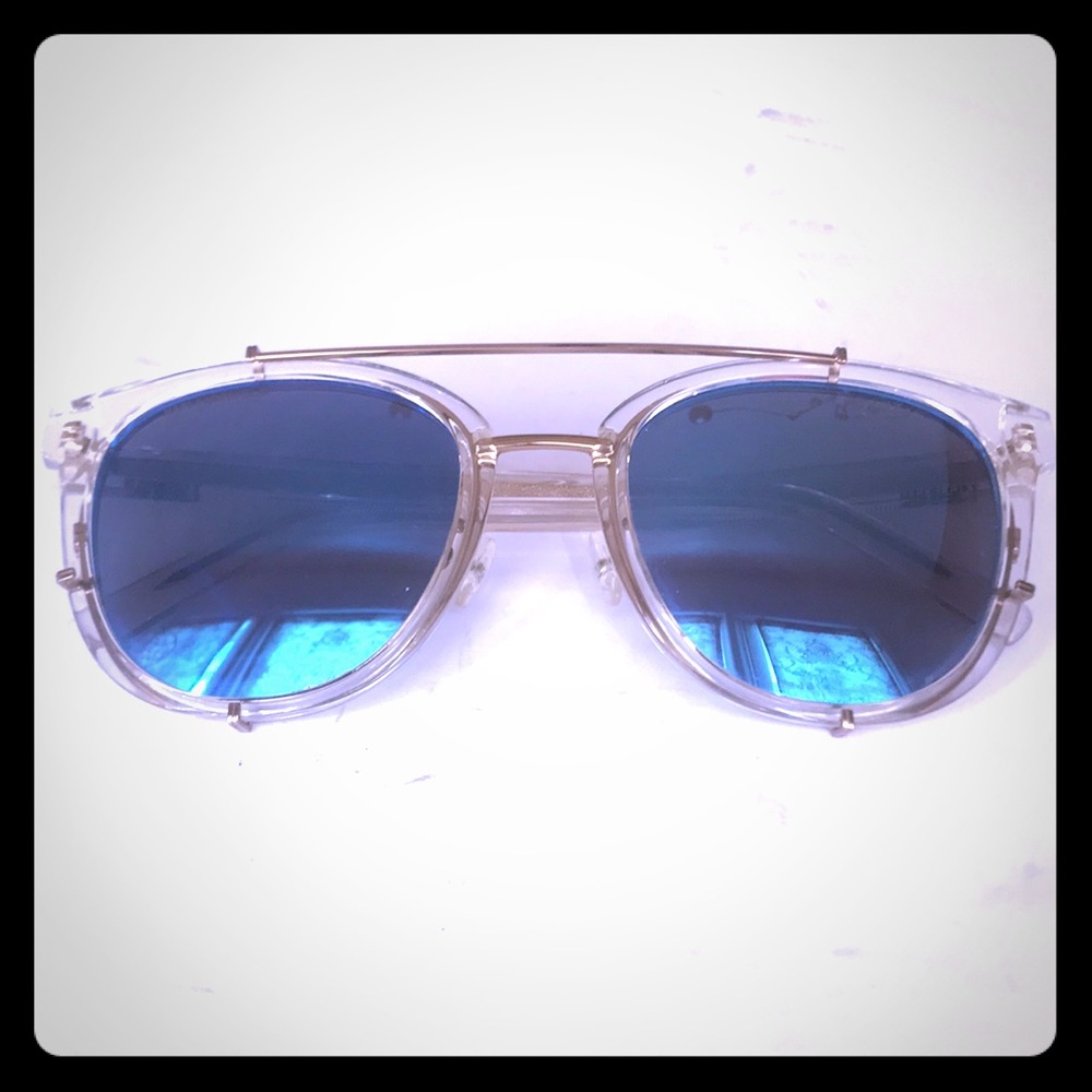 Karl Lagerfeld Sunglasses 🕶